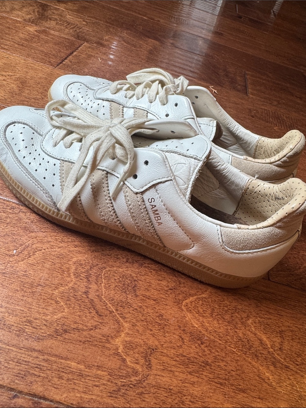 Adidas Sambas. White + Cream Leather Sneakers 
Men8 (women9)